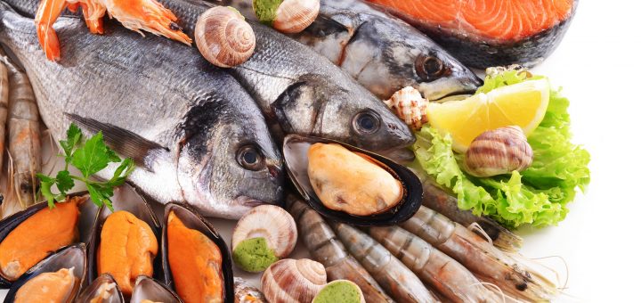 Frischer Fisch und Meeresfrüchte